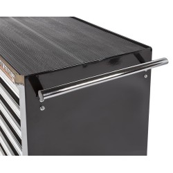 Gevulde gereedschapswagen zwart, 5 laden gevuld met gereedschap in foam inleg Gevulde gereedschapswagen zwart, 5 laden gevuld met gereedschap in foam inleg