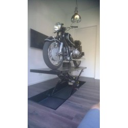 Een heftafel voor een motor online kopen. Webshop Powerplustools.nl Een heftafel voor een motor online kopen. Webshop Powerplustools.nl