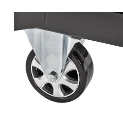 Gevulde gereedschapswagen zwart, 5 laden gevuld met gereedschap in foam inleg Gevulde gereedschapswagen zwart, 5 laden gevuld met gereedschap in foam inleg