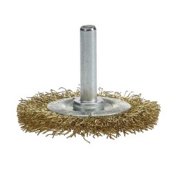 Set van 6 borstels: 1 x 50 mm komborstel +  5 staalborstels:  38 (2x),50,63 en 75 mm. Op 6 mm stift met gegolfde staaldraad