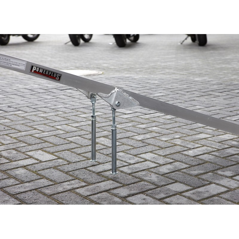 Aluminium oprijplaat 275 cm + lange steunpoten extra sterk, breed en lang + inklapbaar Aluminium oprijplaat 275 cm + lange steunpoten extra sterk, breed en lang + inklapbaar