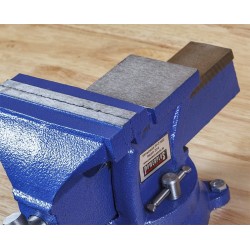 Bankschroef 125 mm. draaibare uitvoering met aambeeld