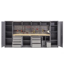 Complete Werkplaatsinrichting, werkbank houten blad, gereedschapskast, gereedschapsbord, 4 x hangkast,10 laden, 392 x 200 cm.