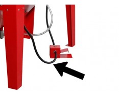 Lucht doorvoerslang tussen voetpedaal en drukmeter van cabine PP-T 0008